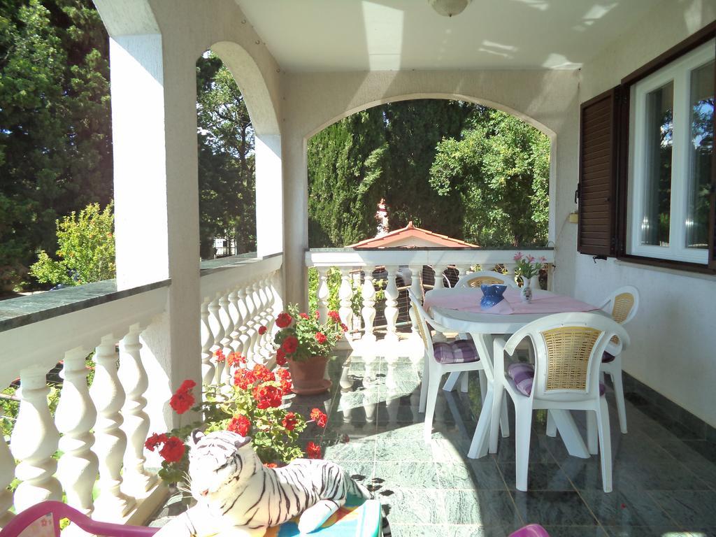 Valeriana Apartment Пула Экстерьер фото