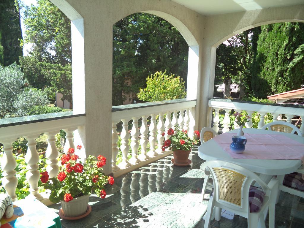 Valeriana Apartment Пула Экстерьер фото
